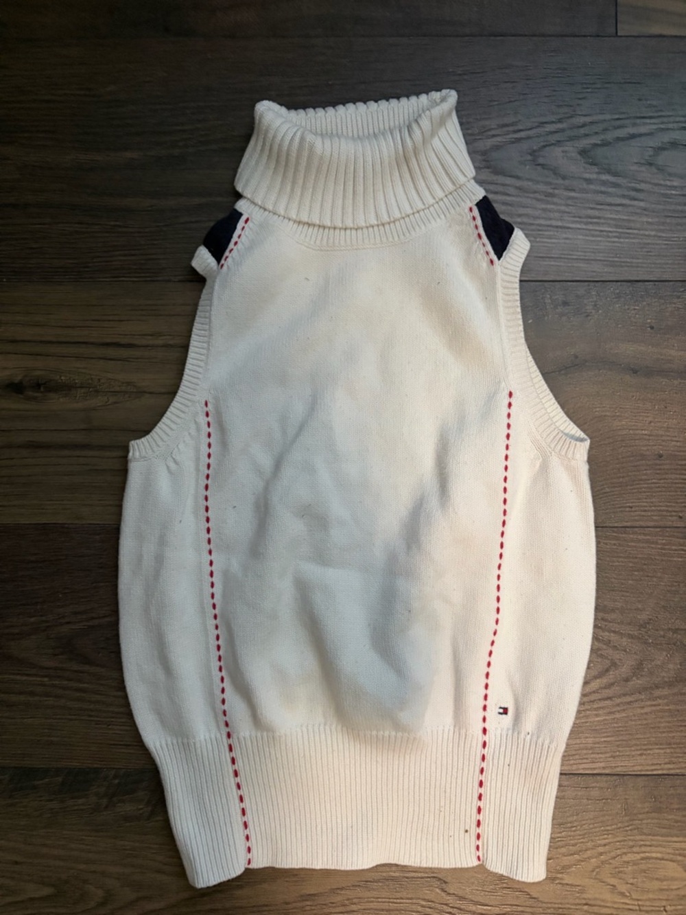 Tommy Hilfiger Cream Knit Sleeveless Top with Red Stitch Detail